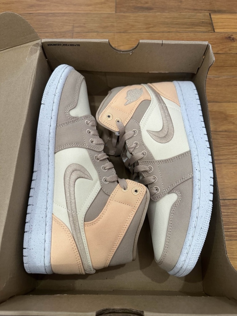 *New* Jordan 1 Mid Women Brown (DV0427-102) Size 8.5W *Damaged Original Box* - Picture 3 of 11